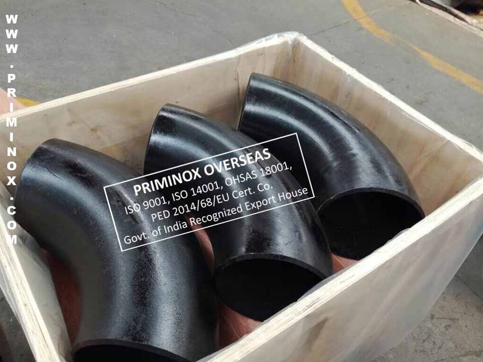 3 Carbon Steel Pipe Fitting Allign In Wooden Box